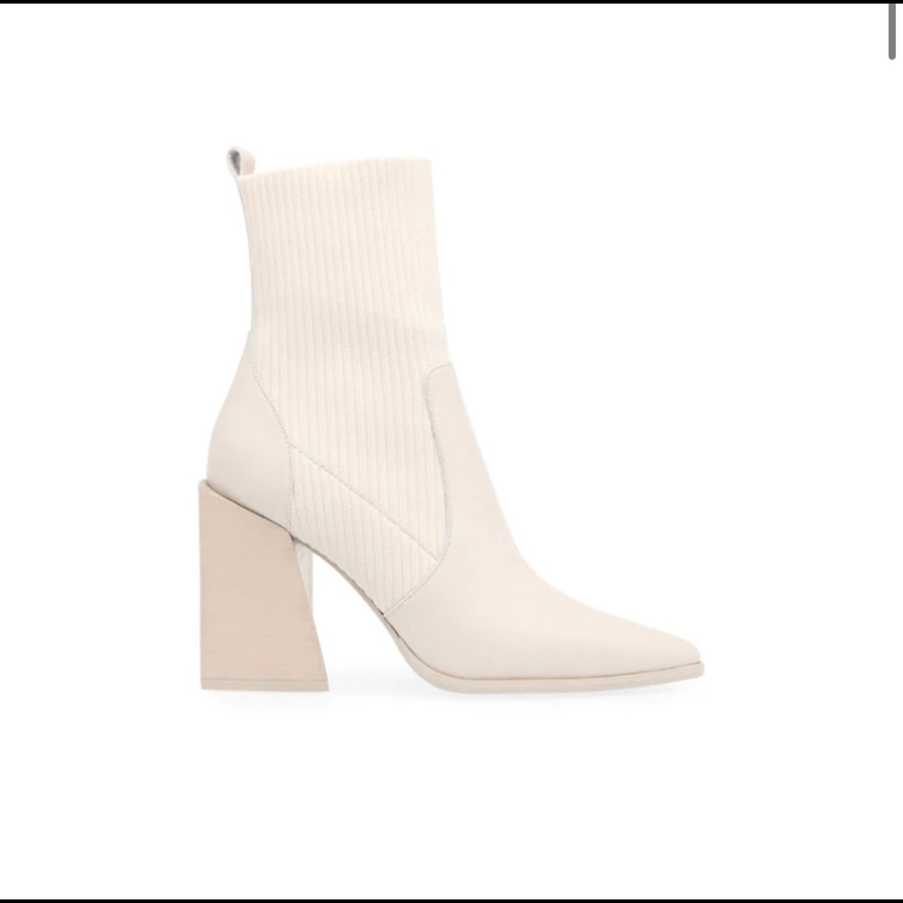 BRAND NEW Steve Madden Booties